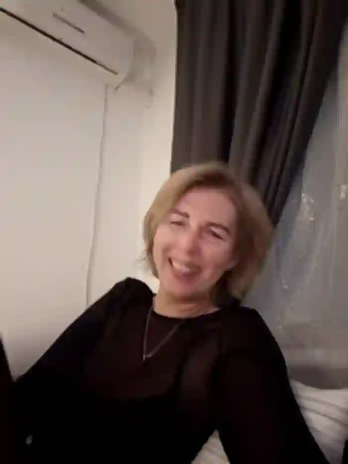 stellahere8