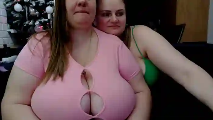 4NaturalBigTits