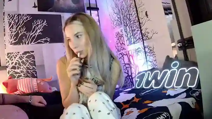 niki7377