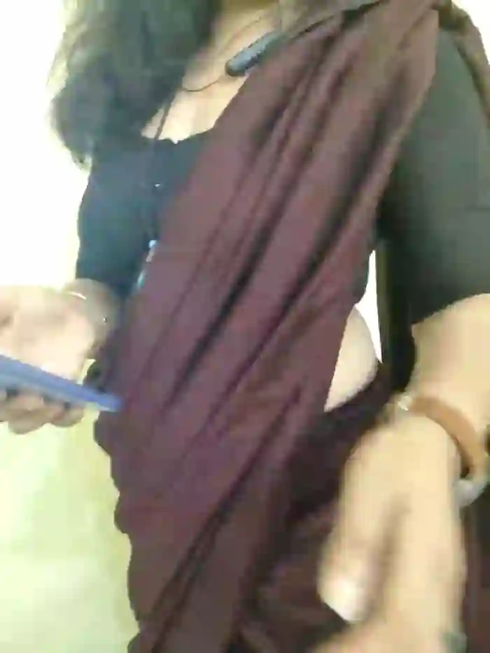 Mallu_MayaMadhav