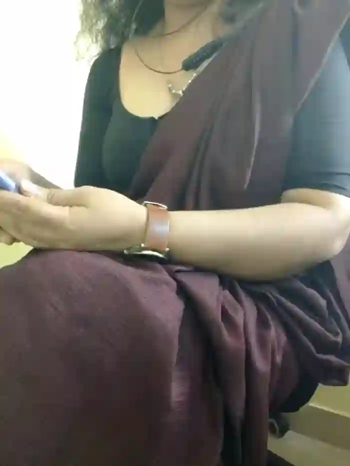 Mallu_MayaMadhav
