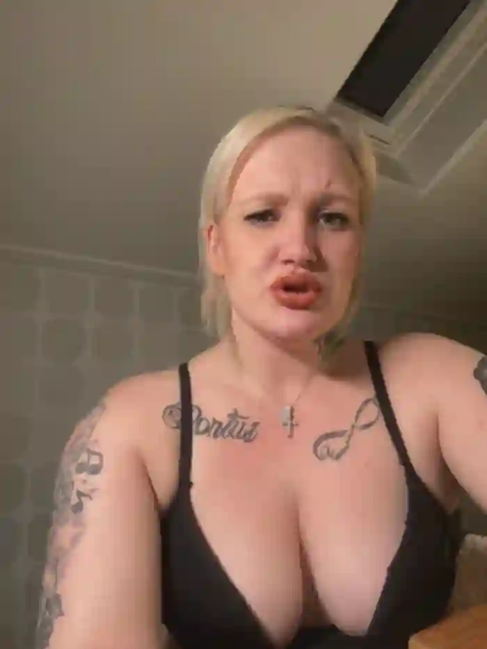QueenOfFknBj