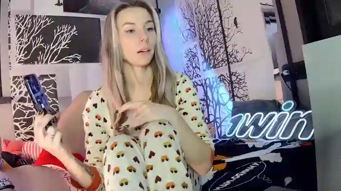 niki7377
