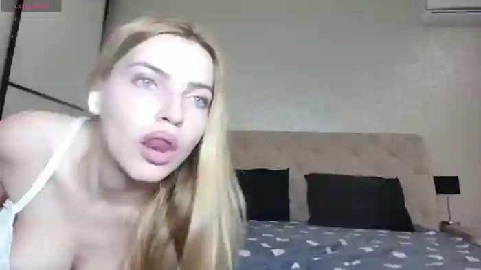 JuiliOnesunray