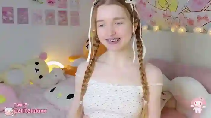 petiteluluxx