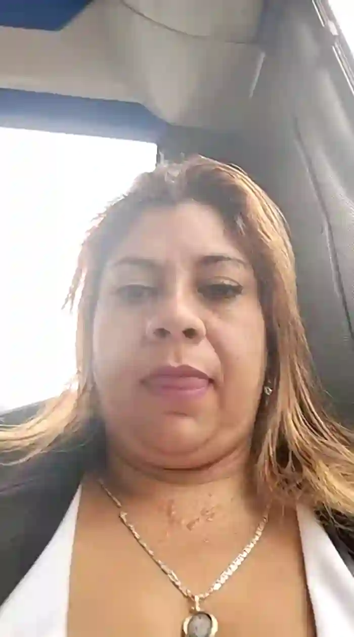 Laura-Hernandez