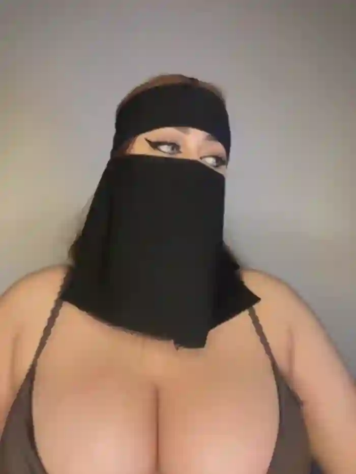 QueenDina777