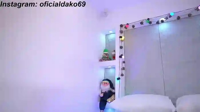 Dakota_Lee