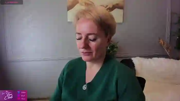 Nika_Smit