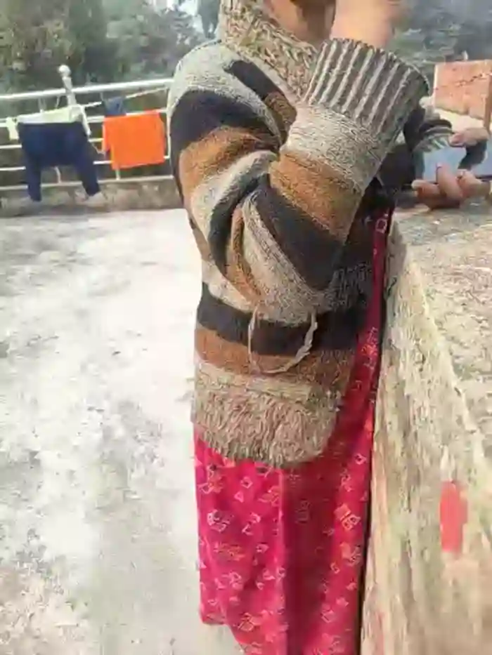 COUPLLE_VILLAGE