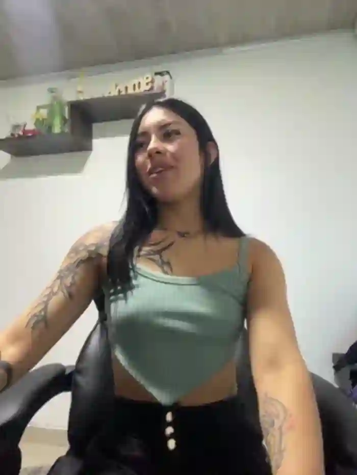 emily_22x