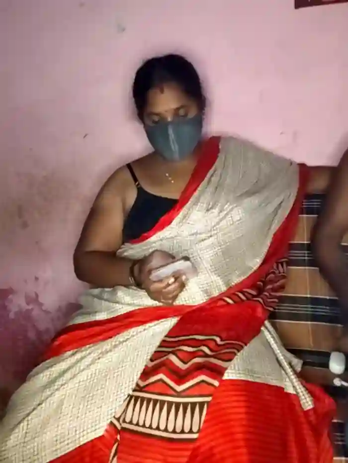 tamilvillagecouple1