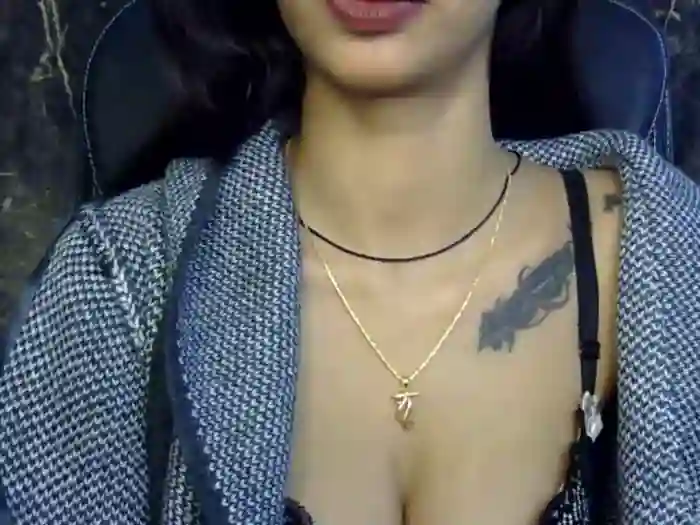 MAAYRA_09