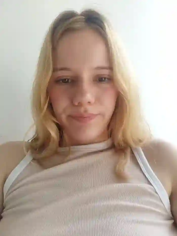 NicoleCut