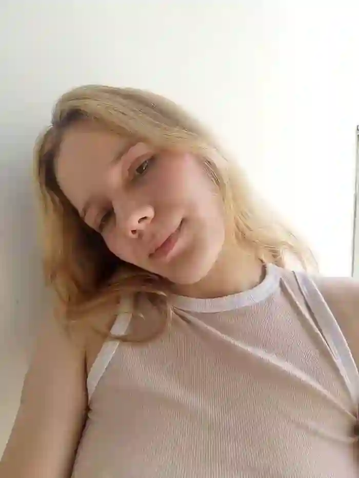 NicoleCut