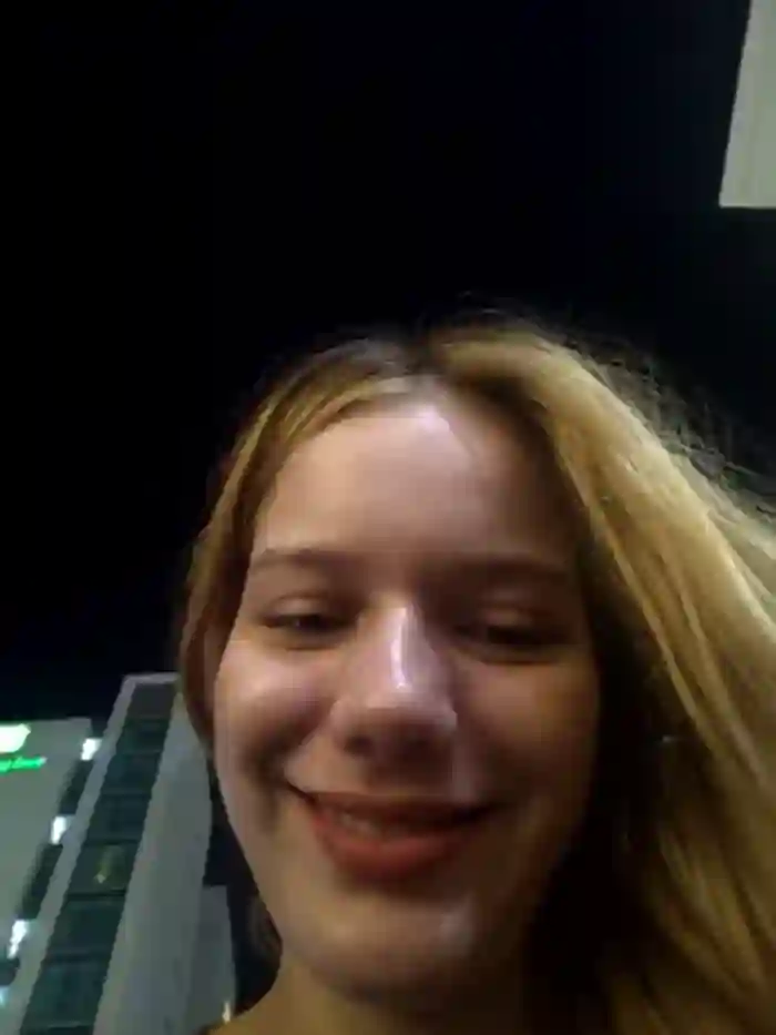 NicoleCut