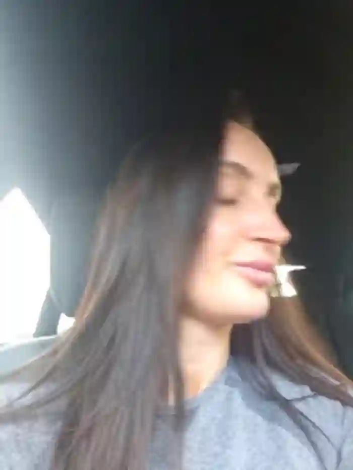 busty-milf-harper
