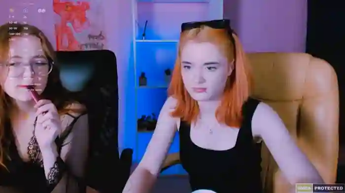 liana_kisses