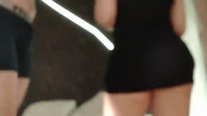 mia_and_austin