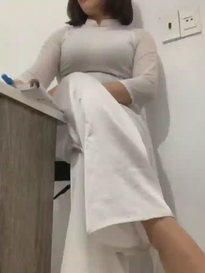 Schoolgirl_6969