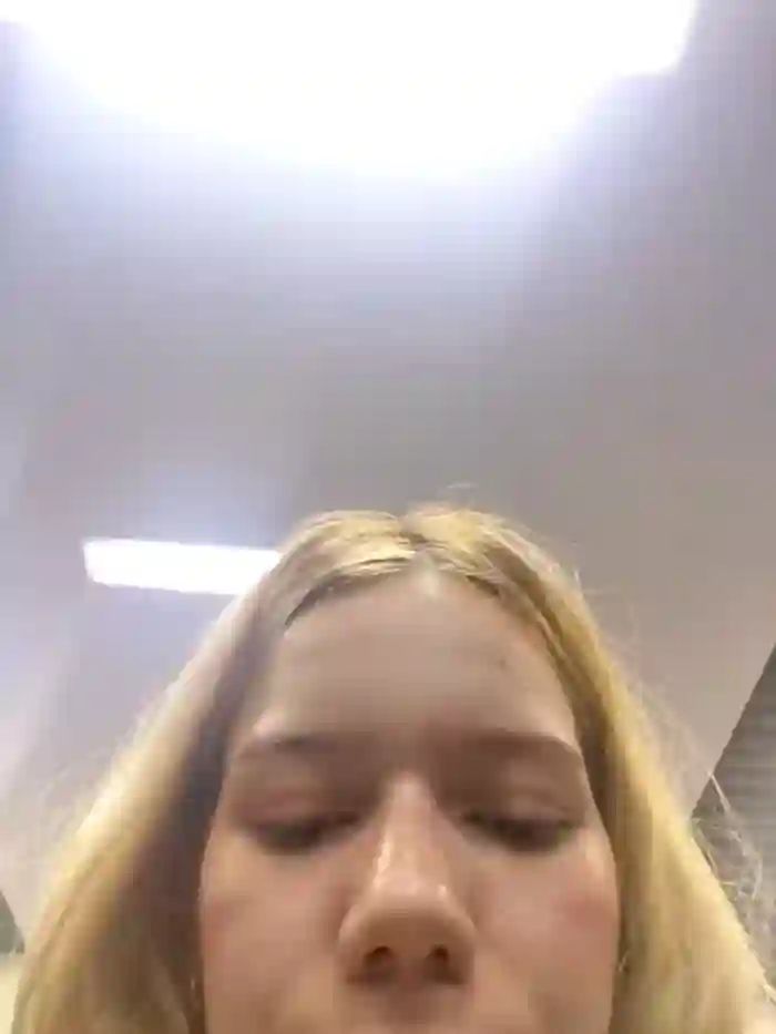 NicoleCut