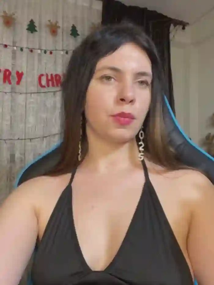 CurlyLara