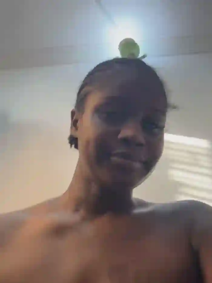 t-Booty_risky_