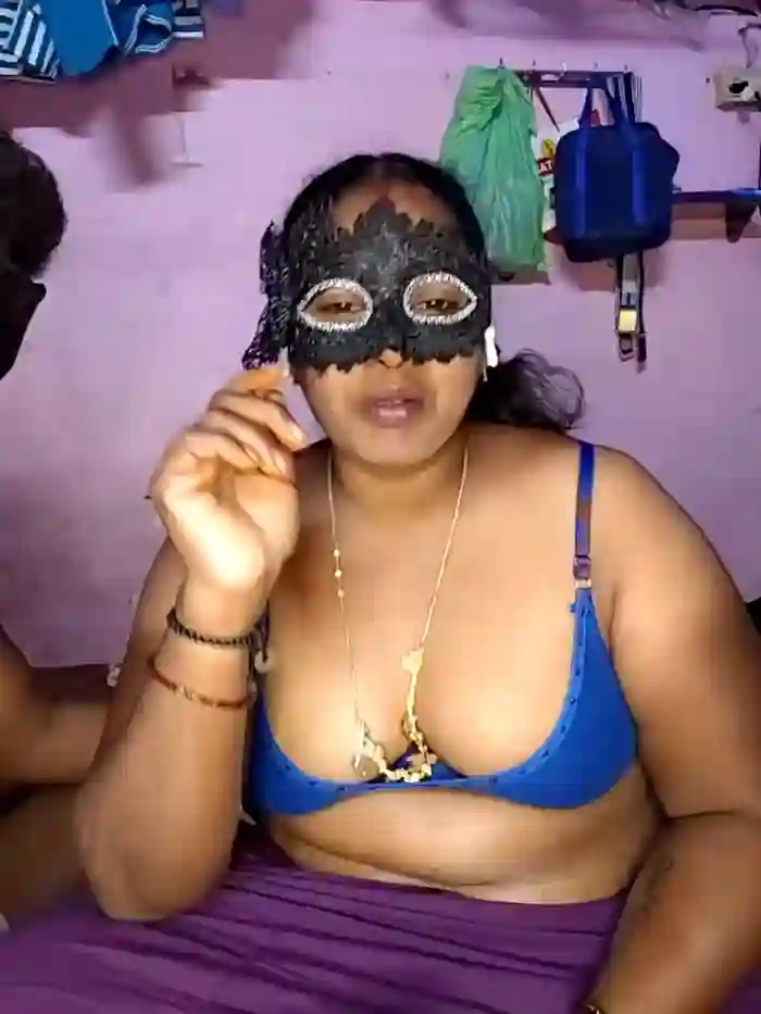 tamilvillagecouple1