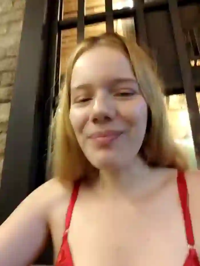 NicoleCut