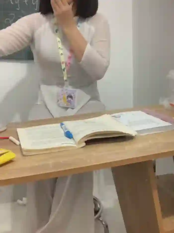 Schoolgirl_6969