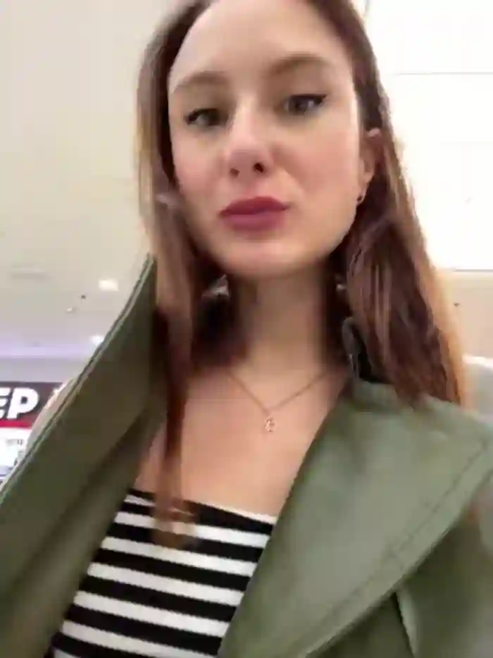 Dina_Tease