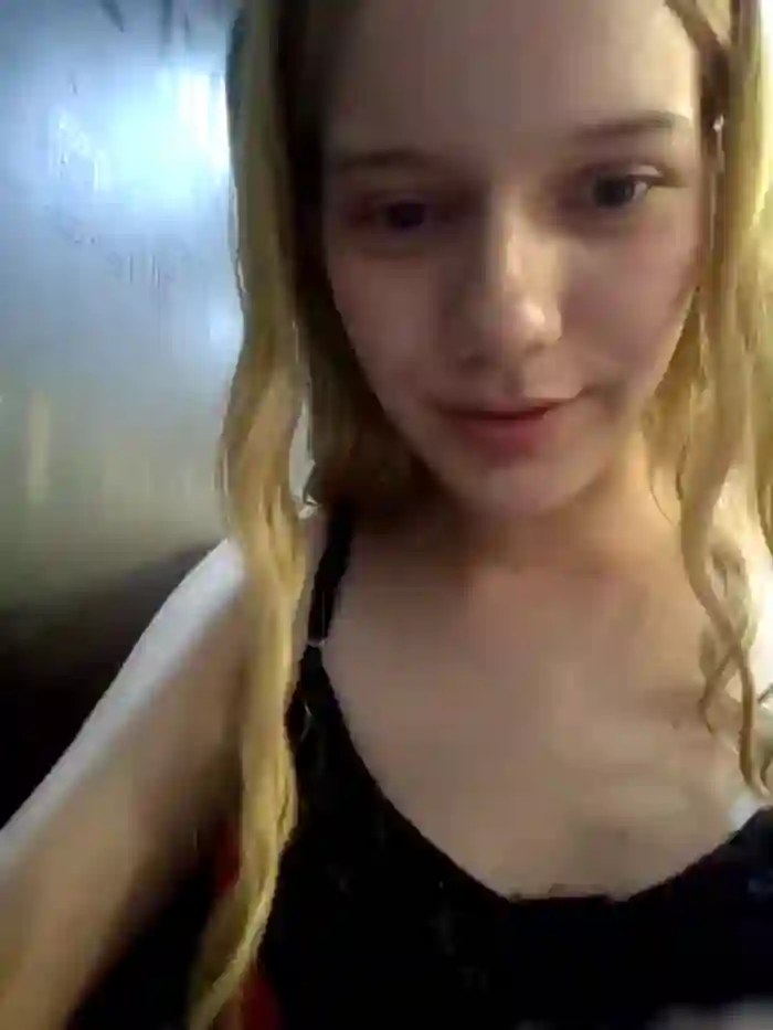 NicoleCut