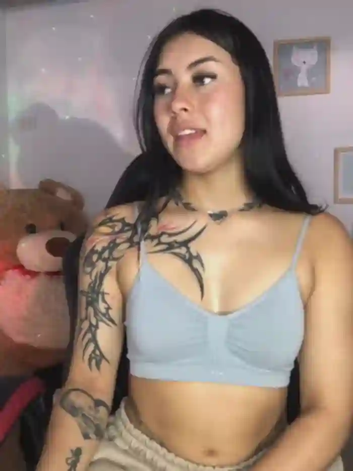 emily_22x