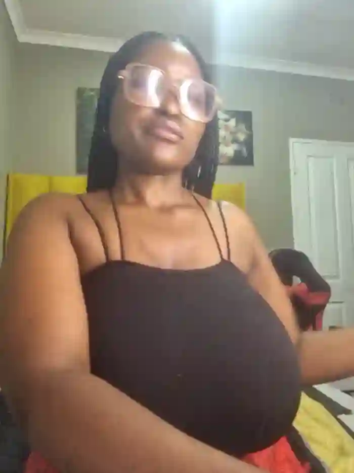 Bustygoddess32