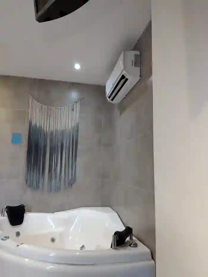NicoleCut