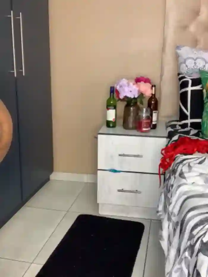 African_Sweet_Hun1603