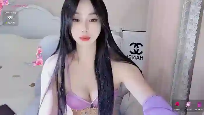 Caitlyn__