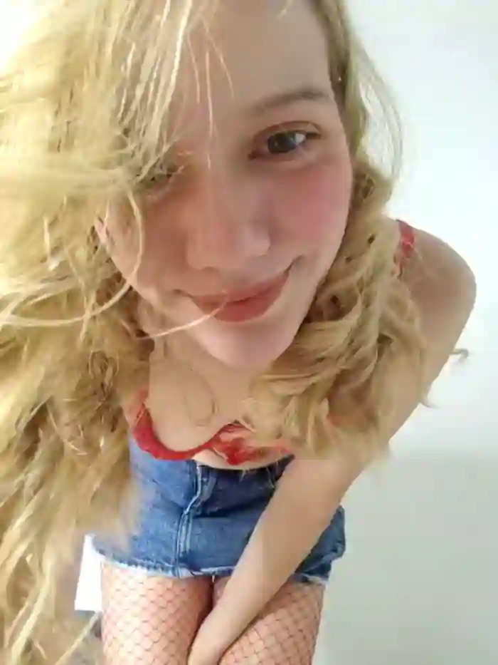 NicoleCut