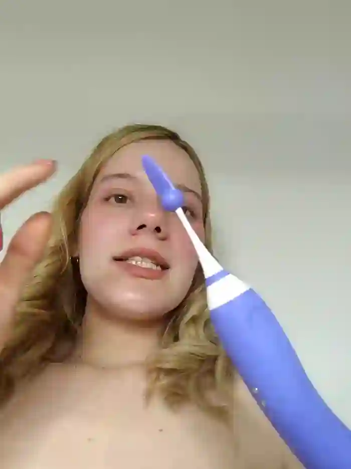 NicoleCut