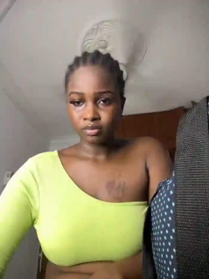 t-Booty_risky_