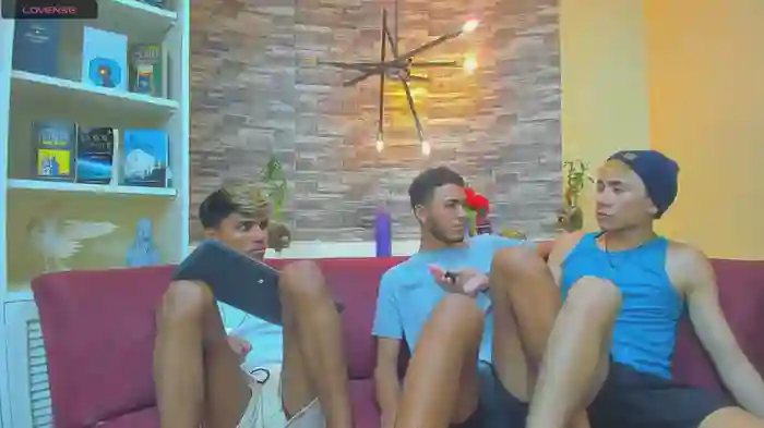 StrawwBoys