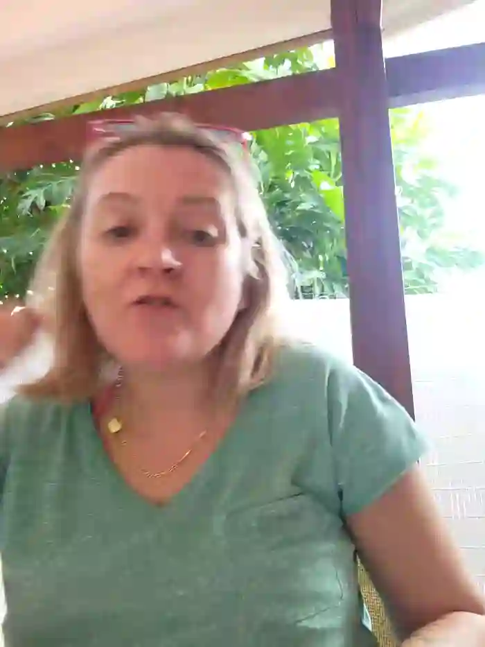 lady_charlyne