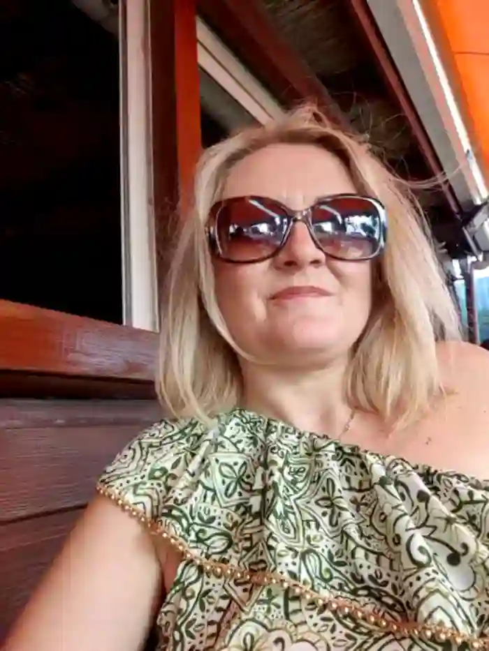 lady_charlyne