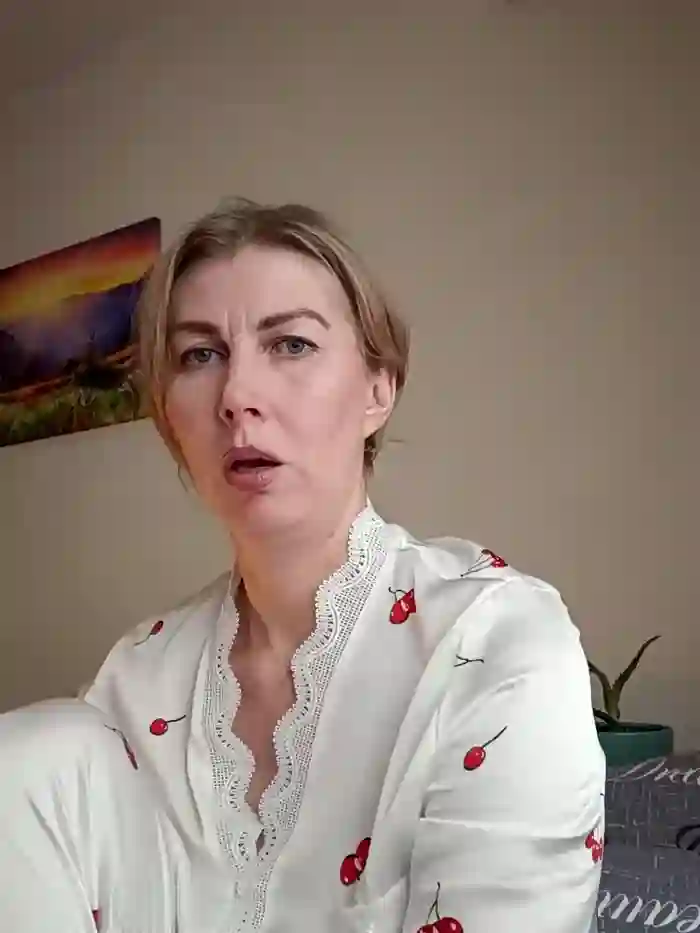 stellahere8