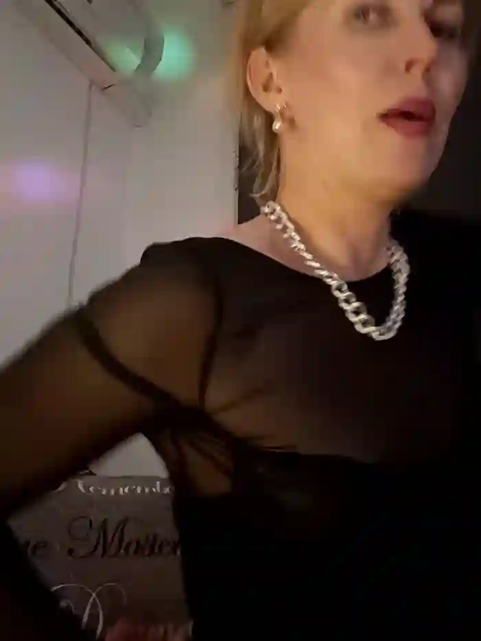 stellahere8
