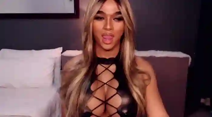 DominantLatina