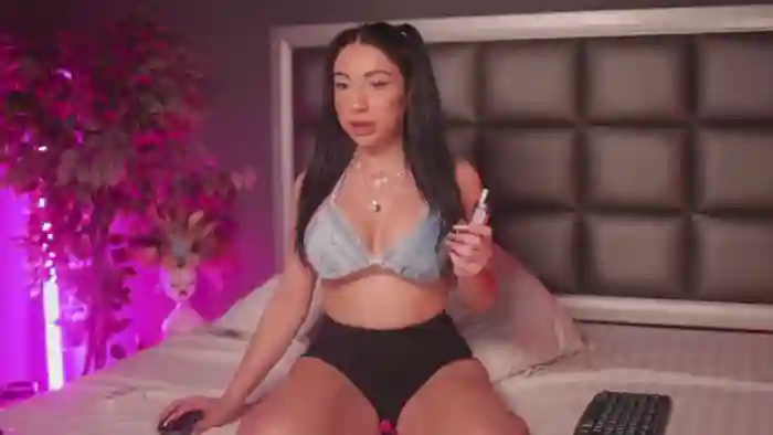 Anais_Bloom