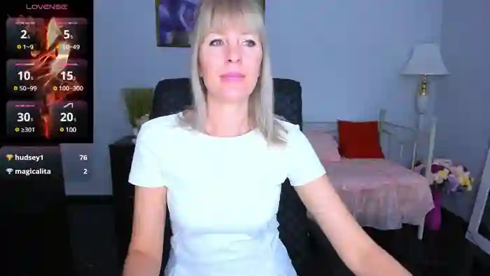 Anita_Tayson