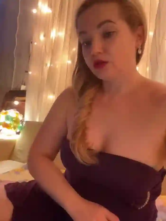 Lady__Maria
