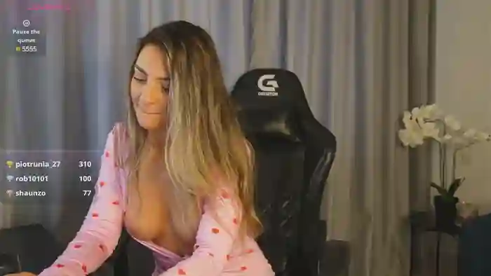 izzy_belle